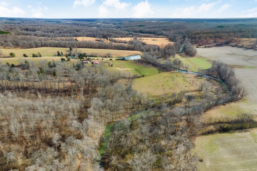 529 Acre Riverfront Resort featured image
