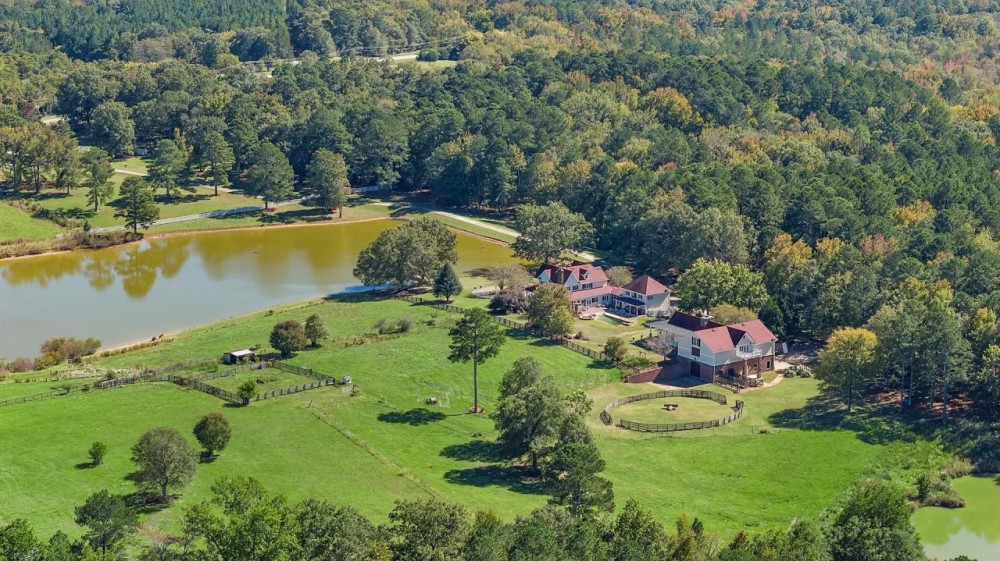 603 Pea Ridge Eatonton GA - former Tex McIver Estate featured image