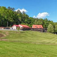19-Acre Kentucky Country Home for Sale in the Daniel Boone National Forest images 4
