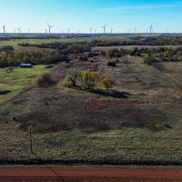Hennessey 5 Acres images 5