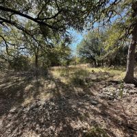 30 Acres of Beautiful Tree-Covered Land in Lampasas Texas Ideal for Hunting Homesite