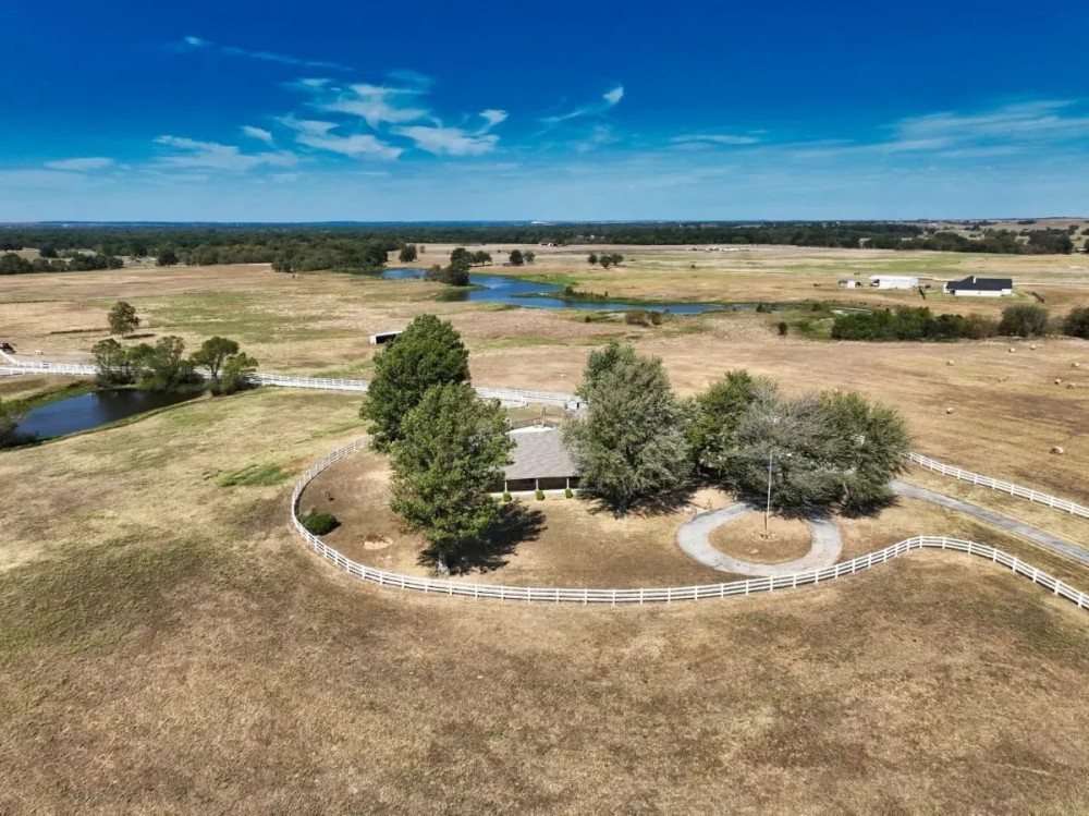 84-Acre Horse Property in Talala Oklahoma for Auction featured image
