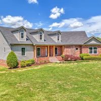 80-Acre Farm Luxury Home in Pulaski Tennessee for Sale images 2