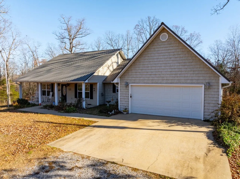 3 bed 2 bath house 62 - Acres Pond Cave City Arkansas featured image