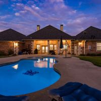 Luxury Horse Ranch with Lighted Roping Arena images 4