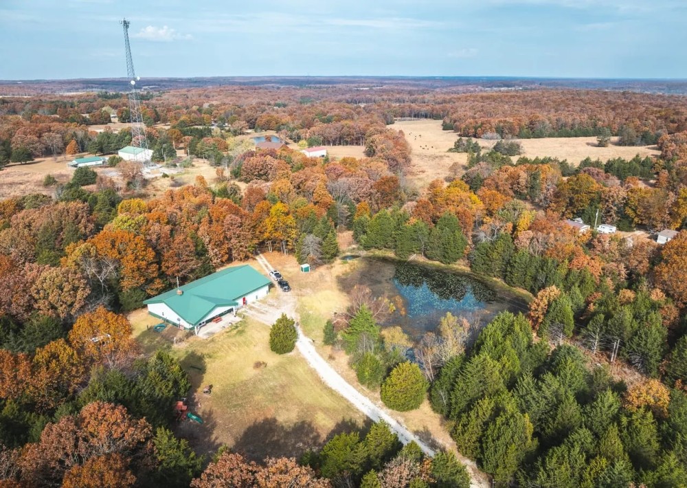 Pond Side Hideaway featured image