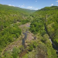 Escape to the Tranquil Beauty of East Tennessee Your Dream Home Awaits images 3