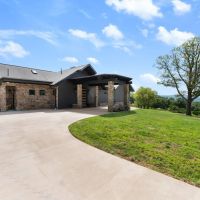 Luxury Home and 224 Acres of Farmland for Sale in Winslow AR images 3