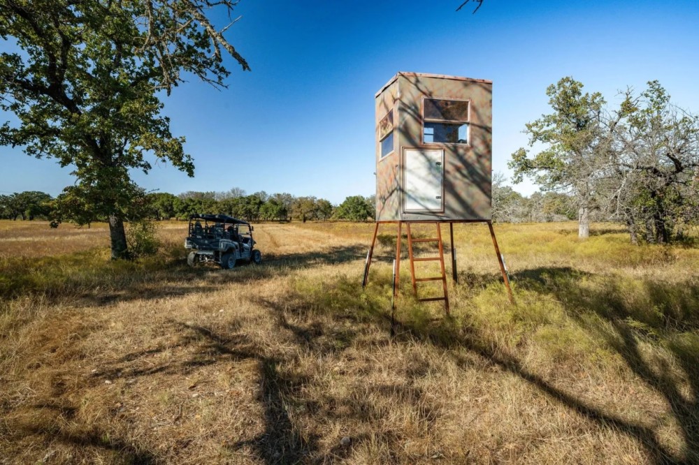 JH RANCH 466 Acres featured image