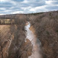 Log Home on the Little Maries River images 3