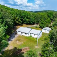 15 - Acres Fenced Back Yard Shop Pond 3 Bed 2 Bath Batesville Arkansas images 2