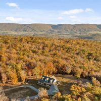 Extraordinary Mountain Retreat images 4