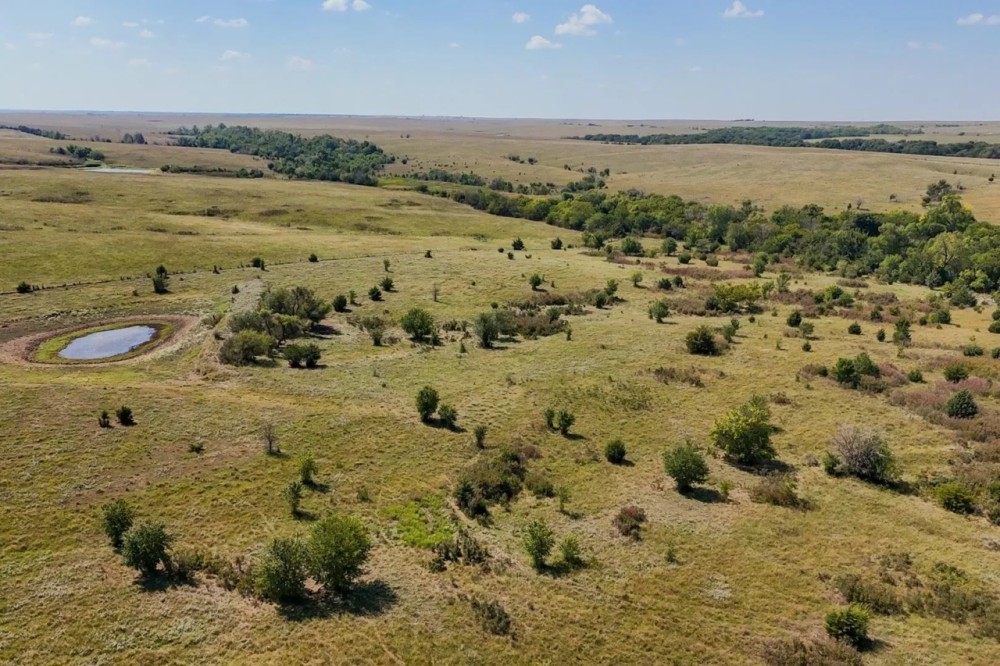 00000 S NILES RD GYPSUM KS 67448 featured image