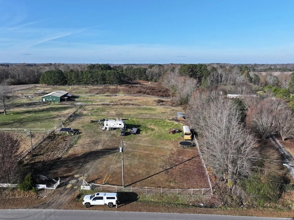 Stunning Acreage Perfect For Horses Hunting Or Building Your Dream Home featured image