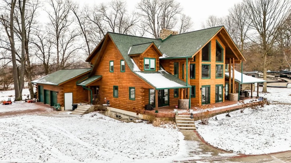 Eagles Nest Log Cabin - Beautiful 6 557 Log Home For Sale - Rochester Indiana - Fulton County featured image