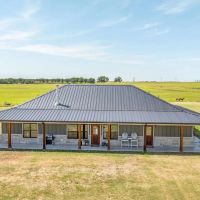 128ac Coastal Field Multiple Wells New Residence images 3