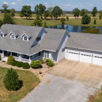 Southern IL Country Home On 53 acres