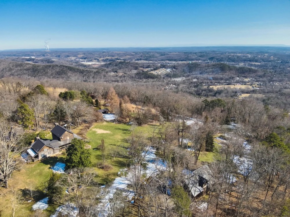 422 Acres With a Home 4 Guest Homes in Rhea County TN featured image
