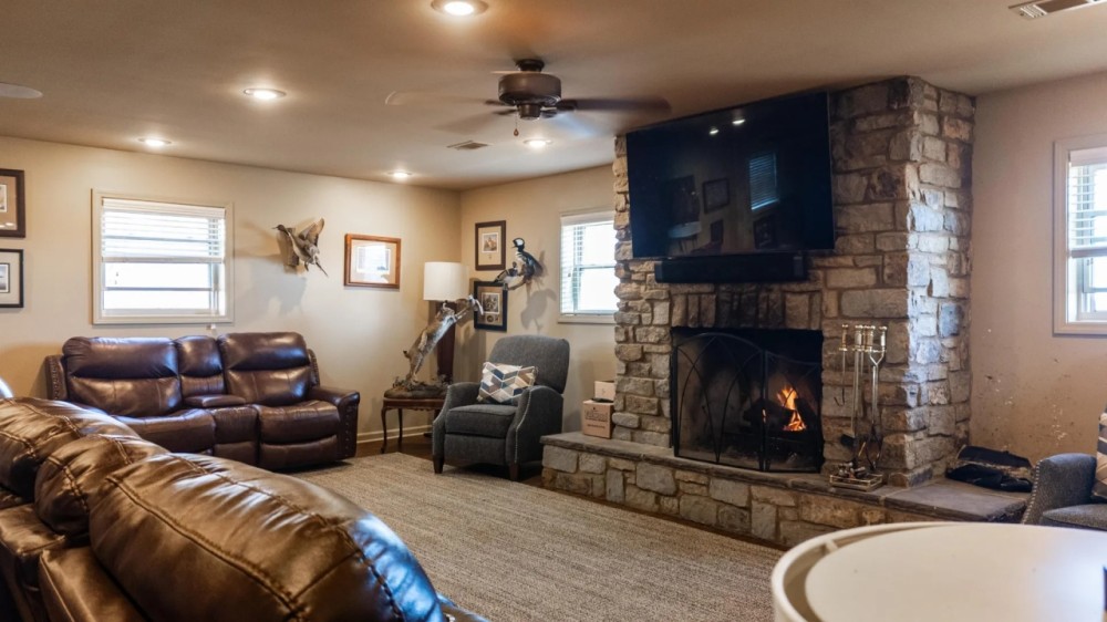 Duckbill Lodge featured image