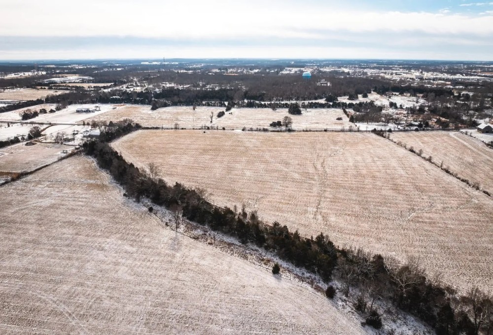 Green Hills Acreage featured image
