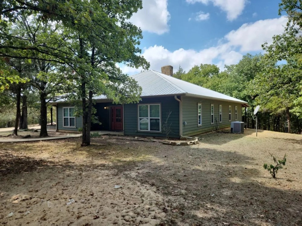 CUSTOM HOME ON 2 ACRES WOODED WILDLIFE FINLEY OK featured image