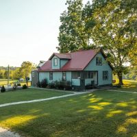 Farmhouse acres by the Gasconade images 1