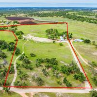 Gillespie County Cherry Mountain Retreat NW of Fredericksburg images 2
