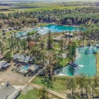 High Fence Hunting 3 Lodges 6 Cabins Acadia Parish LA