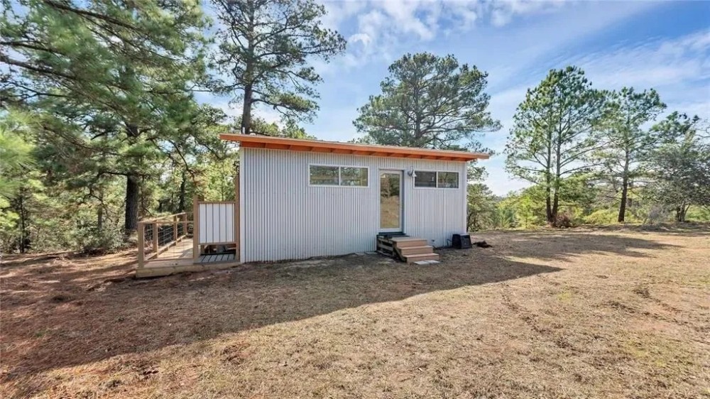 338 Copeland Hill Rd Smithville TX 78957 featured image