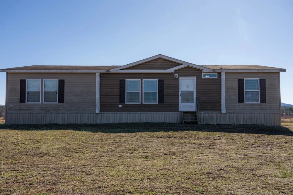 60.85 Acres With a Home in Polk County AR featured image