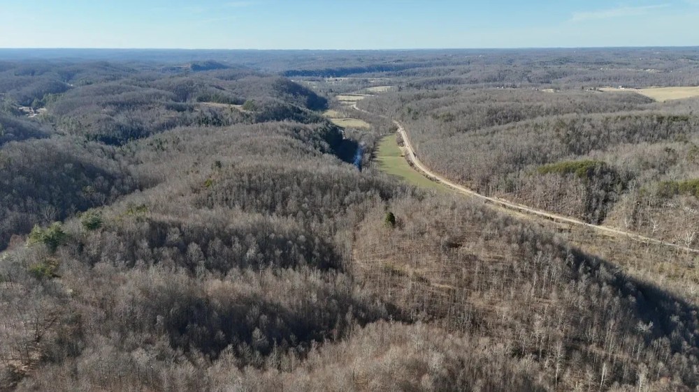 165 - acres Lee County KY featured image