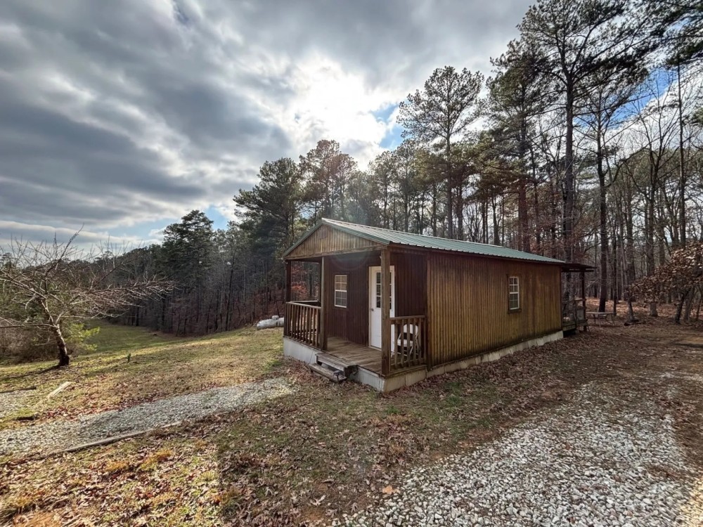 10 Acres with a Camp in Lafayette County MS featured image