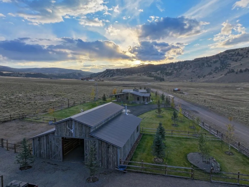 Cebolla Equestrian Retreat featured image