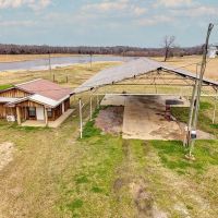 105 Acres With a Cabin in Claiborne County MS
