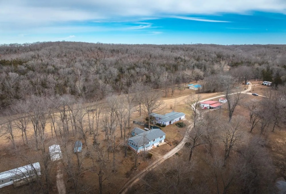 Phelps County Private Lake Land featured image