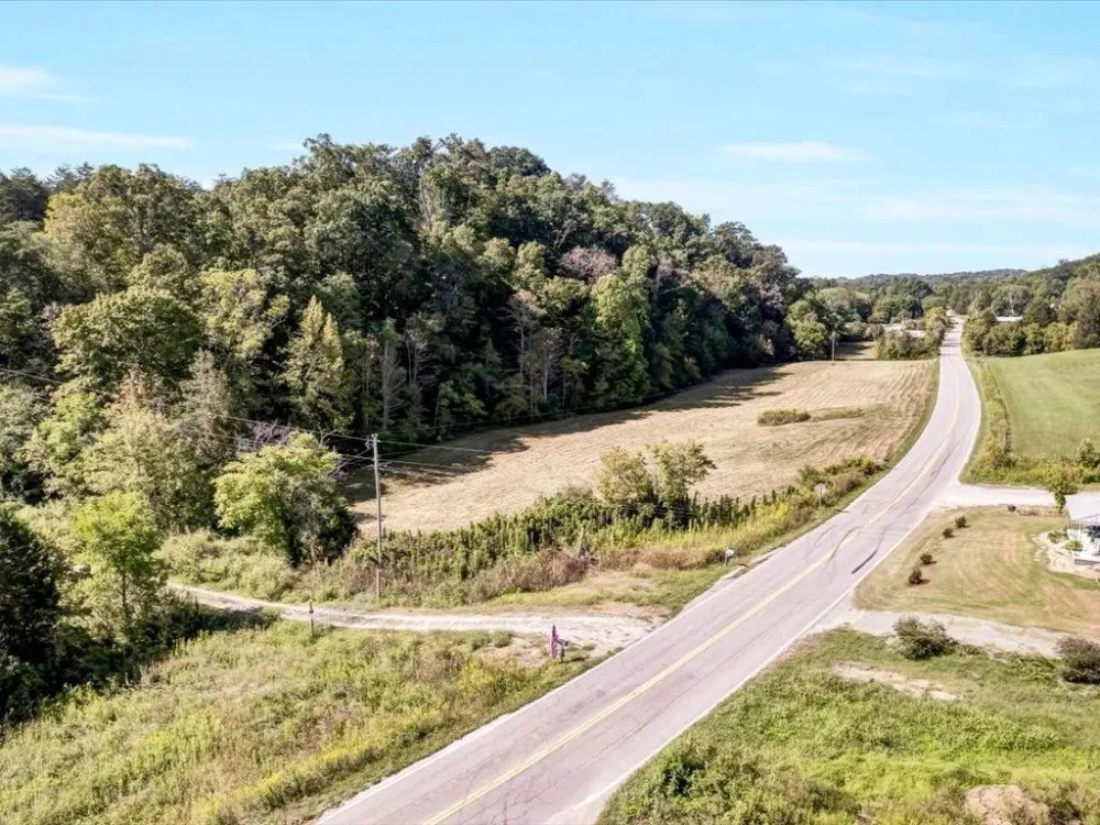 10.2 Unrestricted Acres for sale in Sneedville featured image