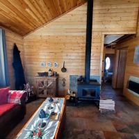 Comfort and adventure in this cozy lakefront cabin images 2