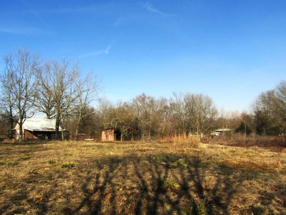 Building Tracks on Edge of Town Choctaw County OK 4.55 AC featured image