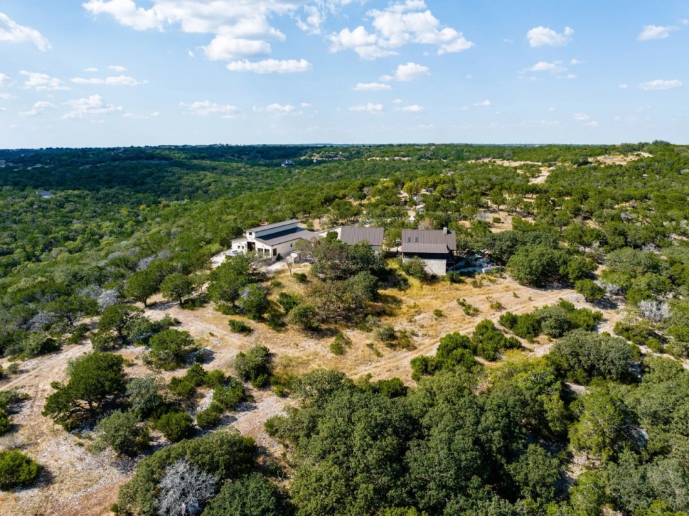 320 Overland Trail Hunt TX 78024 featured image