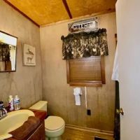 Secluded Cabin overlooking Large Pond images 5