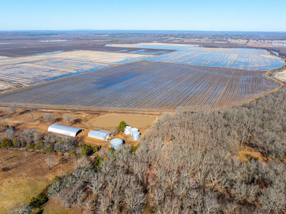 335 - Row Crop Acres Hunting Property Grain Storage Conway Arkansas featured image