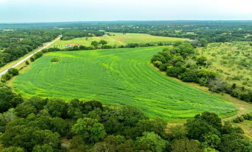 100 Acres Outside Lampasas on Naruna Road featured image
