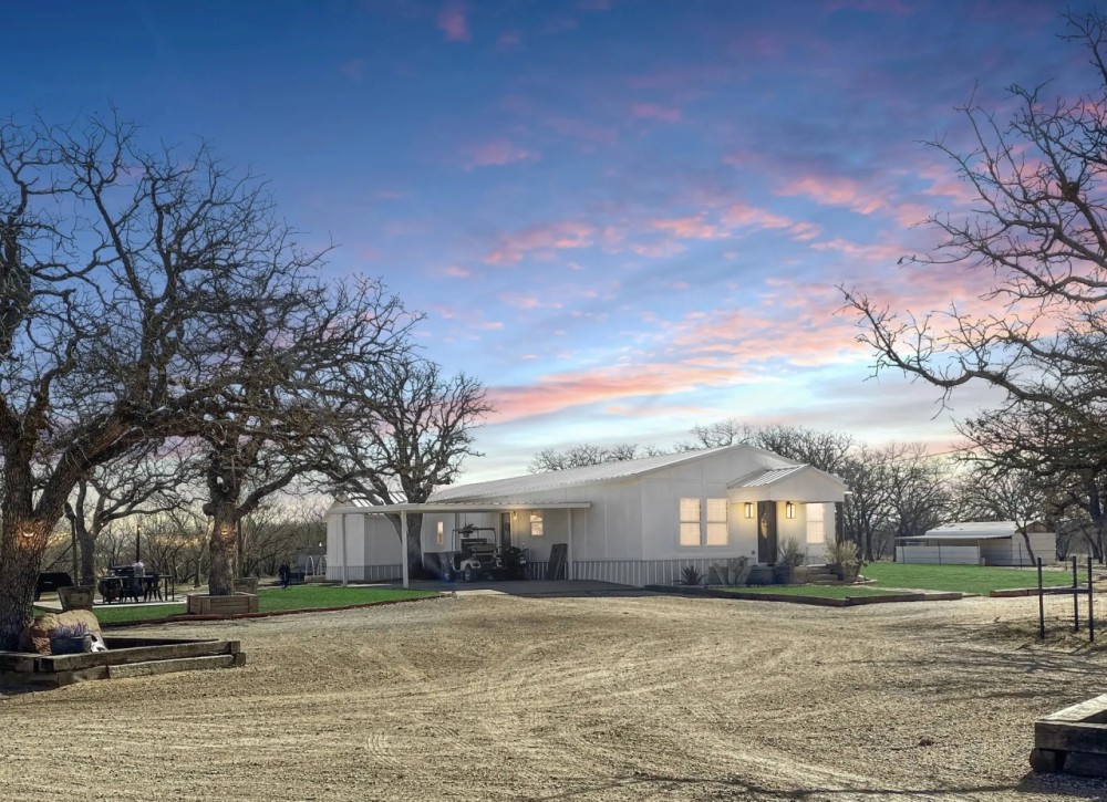 New Listing 10.48 - Acres Home Eastland County featured image