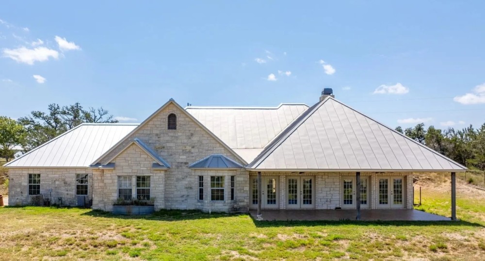 2250 Otte Road Stonewall featured image