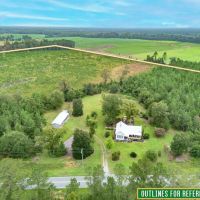 Bells Ferry Retreat in 75 acres