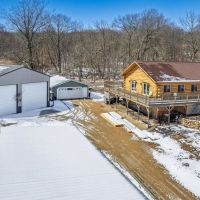 Charming Log Home on 11.57 - Acres in the Town of Lewiston images 1