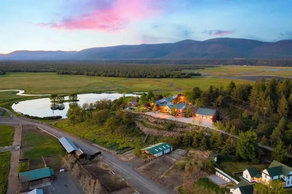The Carroll Ranch featured image