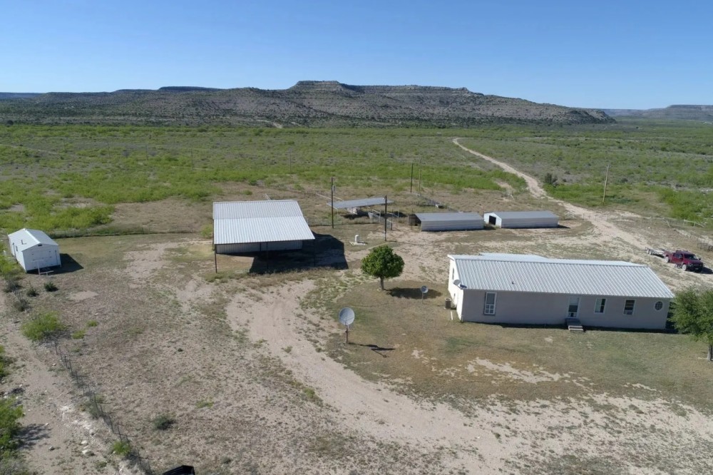 West Texas Pecos River Lake Ranch near Fort Lancaster featured image
