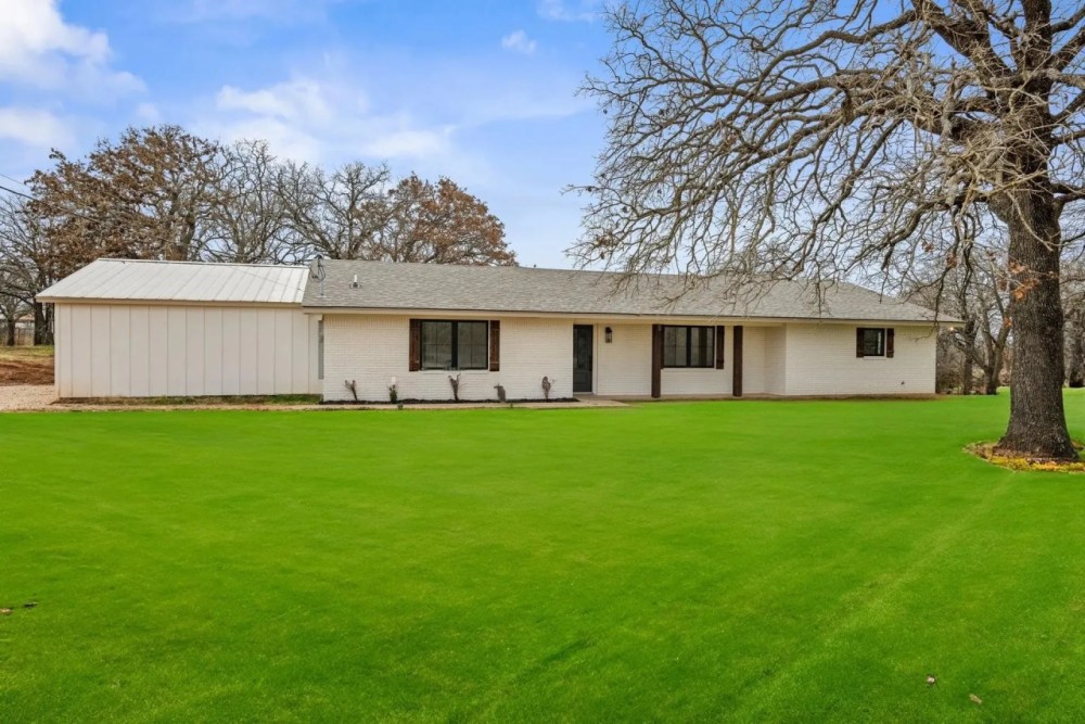 1324 County Road 299 Dublin Texas 76446 featured image