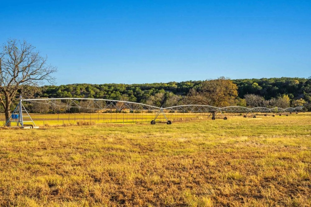 Kerr County Lazy Valley Ranch South NW of Comfort featured image